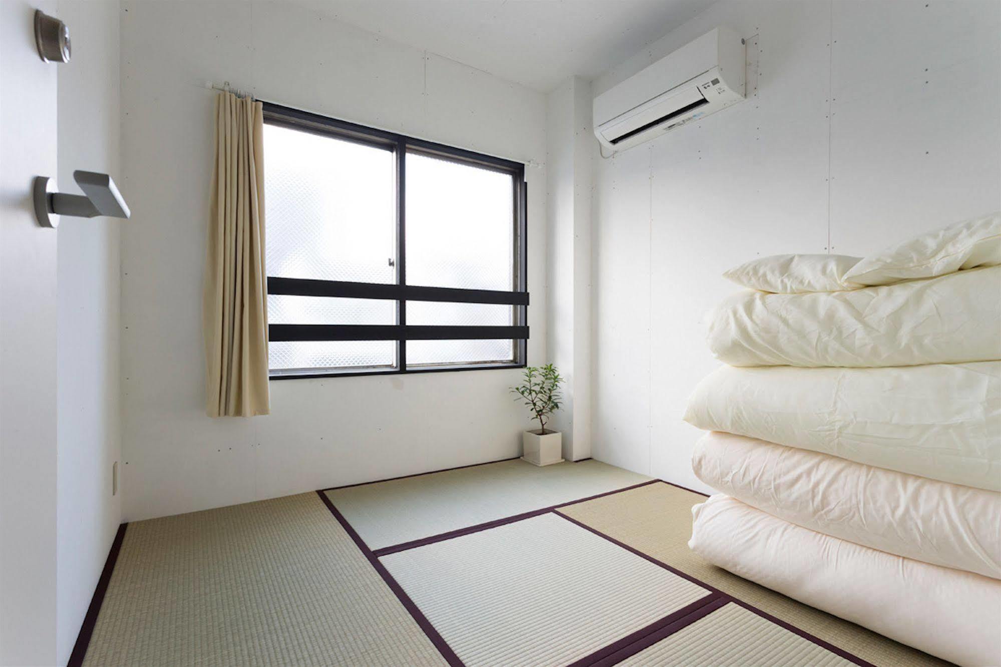Tokyo Hutte Hostel Екстериор снимка